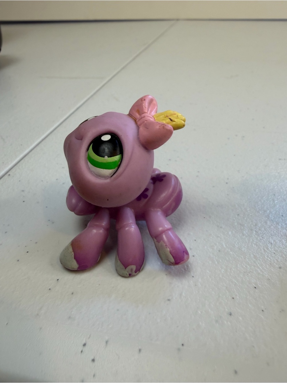 Littlest PetShop Hasbro figure #136 Spider collectible toy Littlest Pet shop LPs - Picture 3 of 5